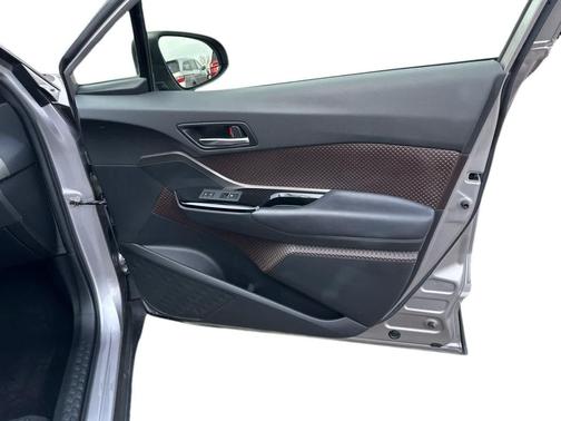 2019 Toyota C-HR Limited