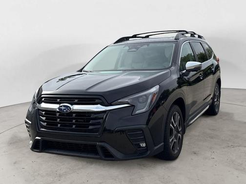 Crystal Black Silica 2023 Subaru Ascent Limited 7-Passenger