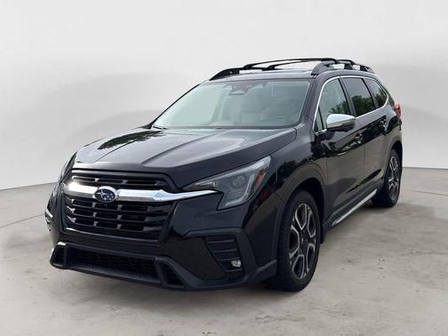 Crystal Black Silica 2023 Subaru Ascent Limited 7-Passenger