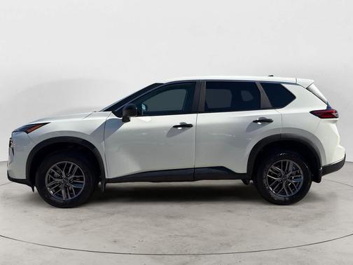 Glacier White 2025 Nissan Rogue S