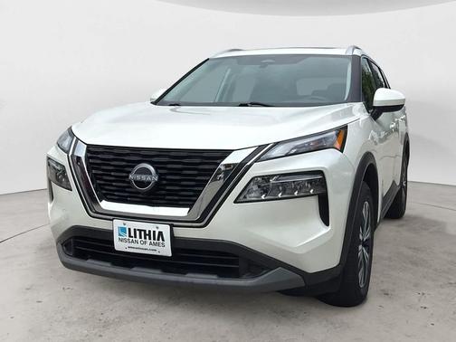WHT/White 2023 Nissan Rogue SV