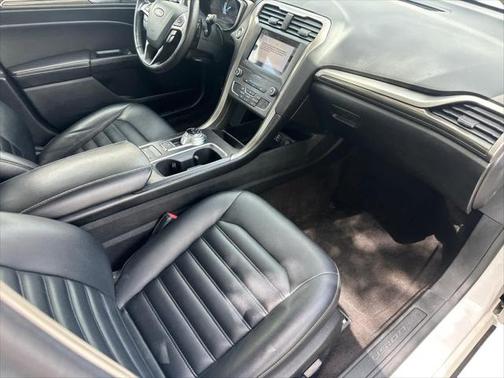 2019 Ford Fusion SEL