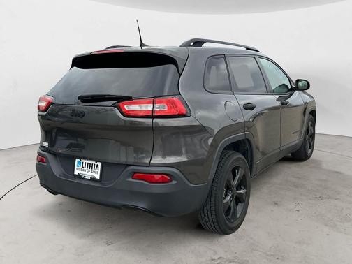 2017 Jeep Cherokee Altitude