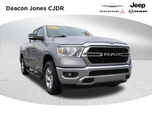 2020 RAM 1500 Big Horn Quad Cab 4x4 64' Box