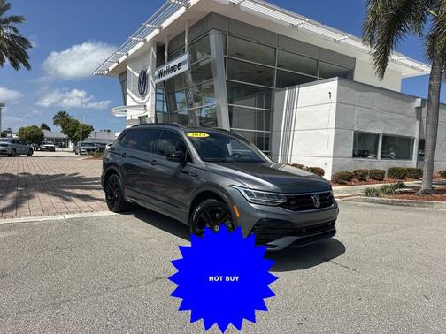 Platinum Gray Metallic 2024 Volkswagen Tiguan 2.0T SE R-Line Black
