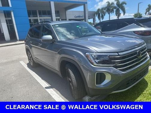 2024 Volkswagen Atlas 2.0T SE w/Technology