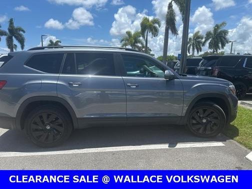 2024 Volkswagen Atlas 2.0T SE w/Technology