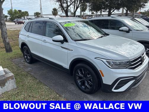 2023 Volkswagen Tiguan 2.0T SE