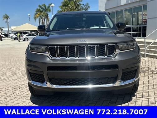 2022 Jeep Grand Cherokee L Laredo
