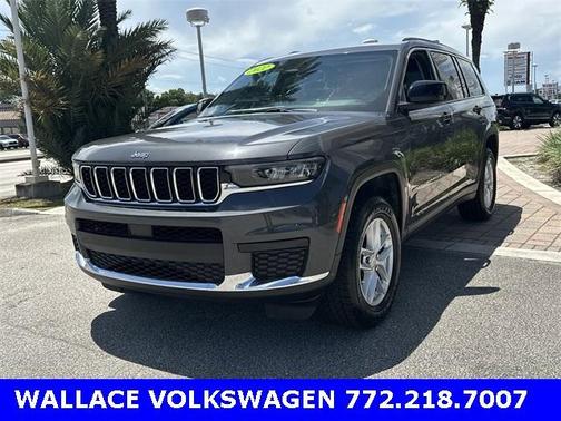 2022 Jeep Grand Cherokee L Laredo