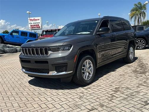 2022 Jeep Grand Cherokee L Laredo
