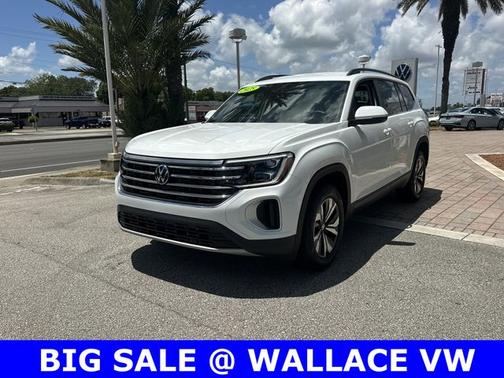 Pure White 2025 Volkswagen Atlas 2.0T SE