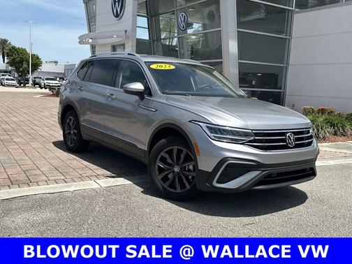 Pyrite Silver Metallic 2023 Volkswagen Tiguan 2.0T SE