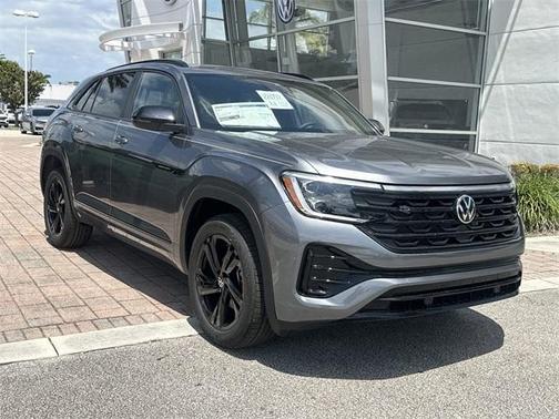 2025 Volkswagen Atlas Cross Sport 2.0T SEL R-Line Black