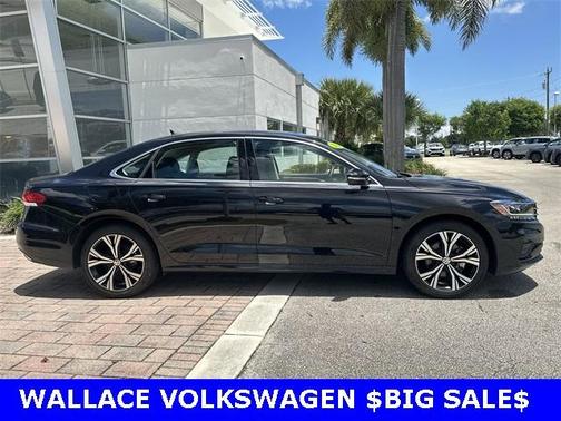2022 Volkswagen Passat 2.0T SE