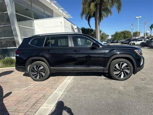 2025 Volkswagen Atlas 2.0T SEL