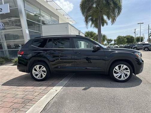 2023 Volkswagen Atlas 3.6L SE w/Technology