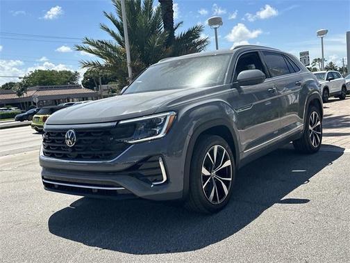 2025 Volkswagen Atlas Cross Sport 2.0T SEL Premium R-Line