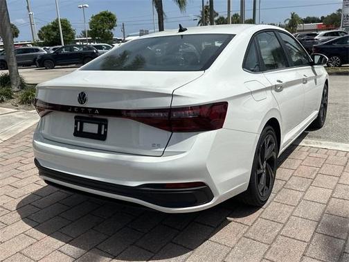 2025 Volkswagen Jetta 1.5T SE