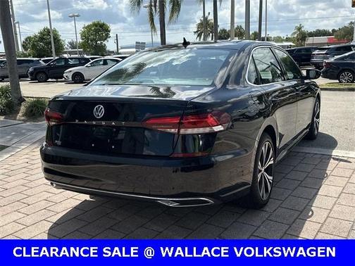 2022 Volkswagen Passat 2.0T SE