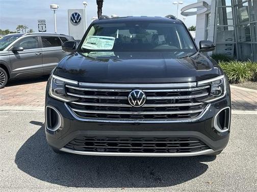 2025 Volkswagen Atlas 2.0T SE