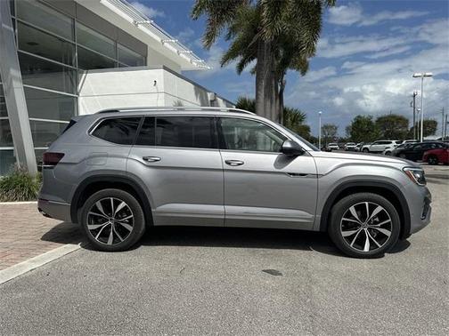 2025 Volkswagen Atlas 2.0T SEL Premium R-Line