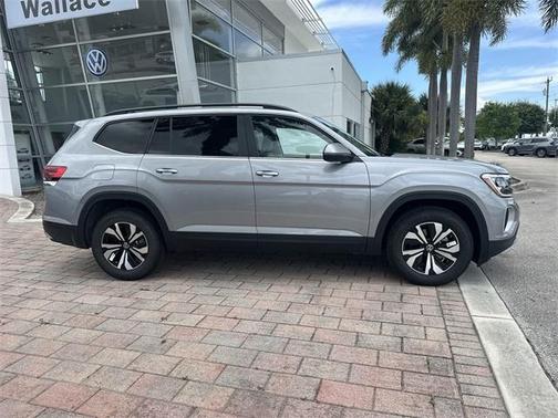 2025 Volkswagen Atlas 2.0T SE