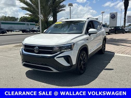 Pure White 2023 Volkswagen Taos 1.5T S