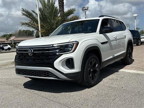 2025 Volkswagen Atlas 2.0T Peak Edition