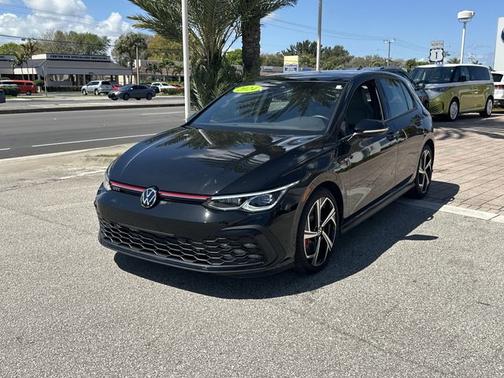 2024 Volkswagen Golf GTI 2.0T SE
