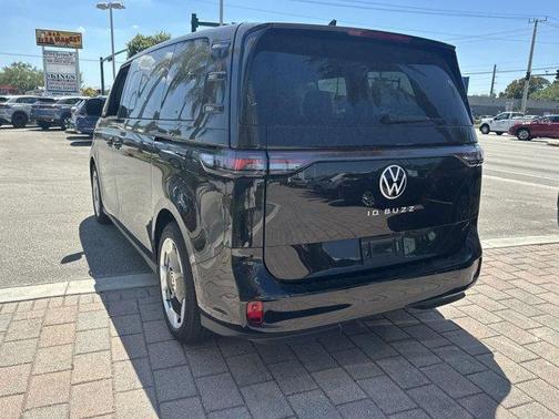 2025 Volkswagen ID. Buzz Pro S