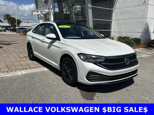Opal White Pearl Effect 2023 Volkswagen Jetta 1.5T SE