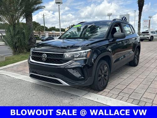 Deep Black Pearl Effect 2023 Volkswagen Taos 1.5T S