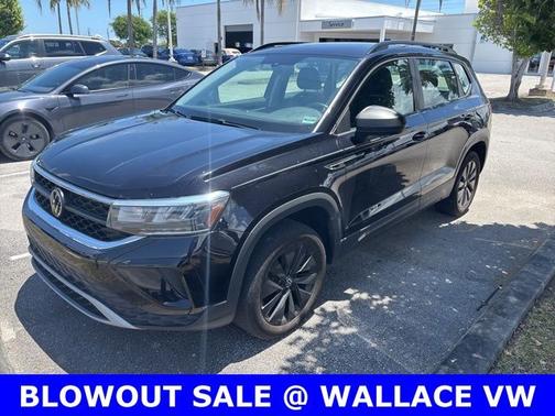 Deep Black Pearl Effect 2023 Volkswagen Taos 1.5T S
