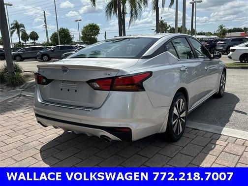 2021 Nissan Altima 2.5 SV