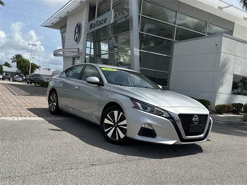 2021 Nissan Altima 2.5 SV