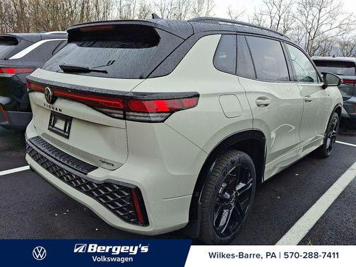 2026 Volkswagen Tiguan 2.0T SE R-Line Black 4MOTION