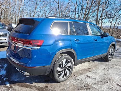 2025 Volkswagen Atlas 2.0T SE w/Technology 4MOTION