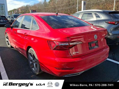 2021 Volkswagen Jetta 1.4T R-Line