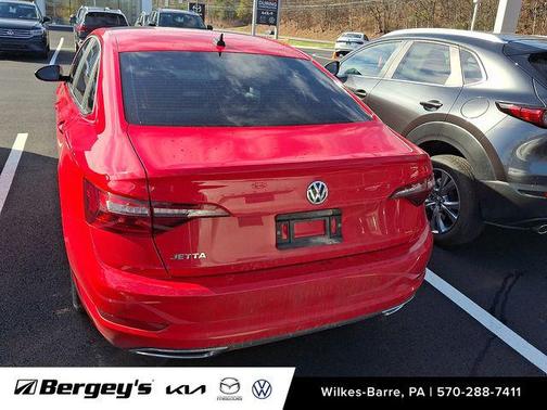 2021 Volkswagen Jetta 1.4T R-Line