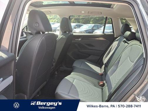 2025 Volkswagen Tiguan 2.0T SE 4MOTION