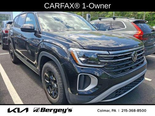 Deep Black Pearl 2025 Volkswagen Atlas 2.0T Peak Edition