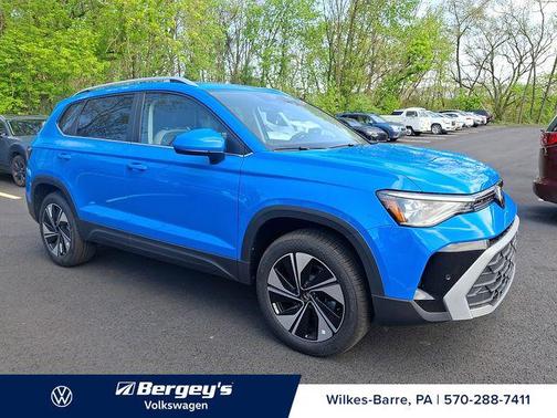 Cornflower Blue 2026 Volkswagen Taos SE