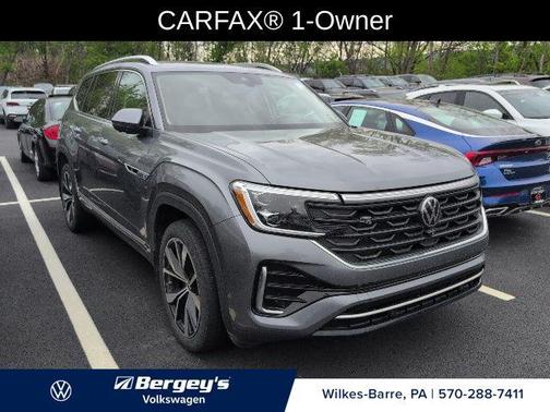 Platinum Gray Metallic 2024 Volkswagen Atlas 2.0T SEL Premium R-Line 4MOTION