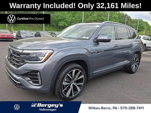 Platinum Gray Metallic 2024 Volkswagen Atlas 2.0T SEL Premium R-Line 4MOTION