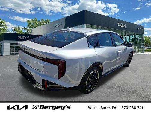 Snow White Pearl 2025 Kia K4 GT-Line