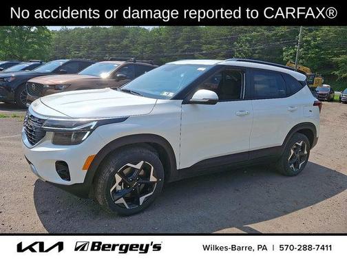 Snow White Pearl 2025 Kia Seltos S