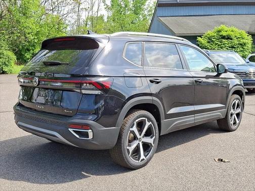 2025 Volkswagen Taos 1.5T SEL