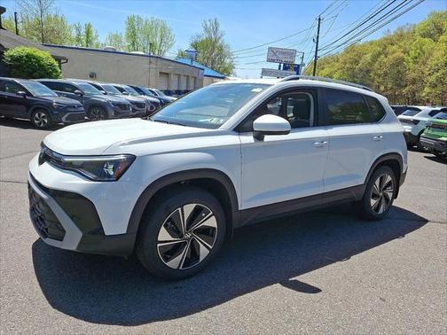 2025 Volkswagen Taos 1.5T SE