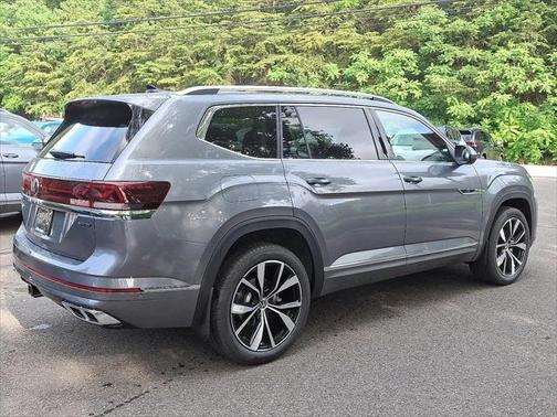 2025 Volkswagen Atlas 2.0T SEL Premium R-Line 4MOTION